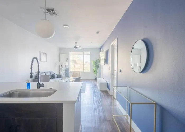 Spotless 1bd - Pool, Gym, Parking, W-d - Sleeps 4 Tempe