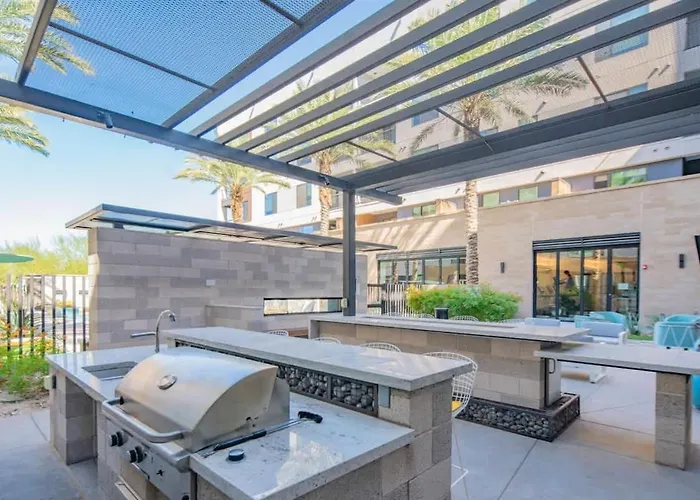 Spotless 1bd - Pool, Gym, Parking, W-d - Sleeps 4 Apartamento