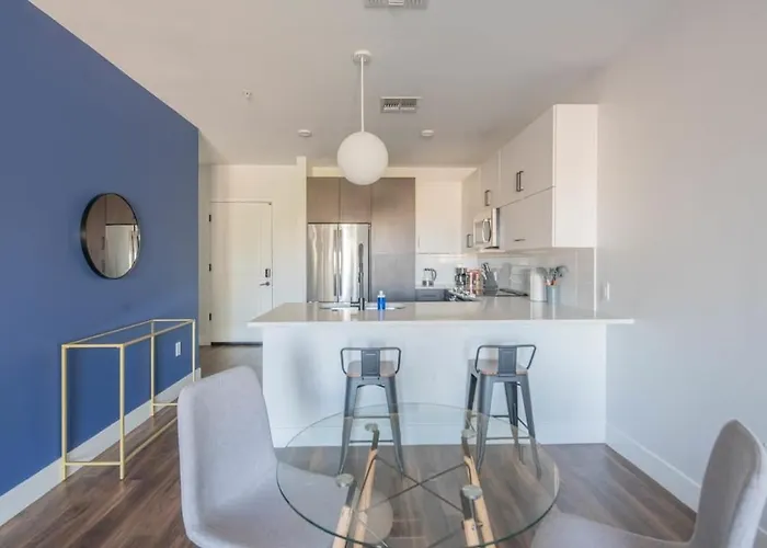 Apartamento Spotless 1bd - Pool, Gym, Parking, W-d - Sleeps 4